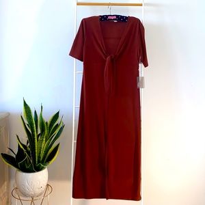 Forever 21 v neck knot fitted dress